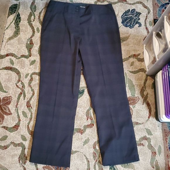 Nike Golf Stretch‎ Dri-Fit Subtle Grey/Black Plaid Pants Size 10 Super Cute! - Picture 1 of 9
